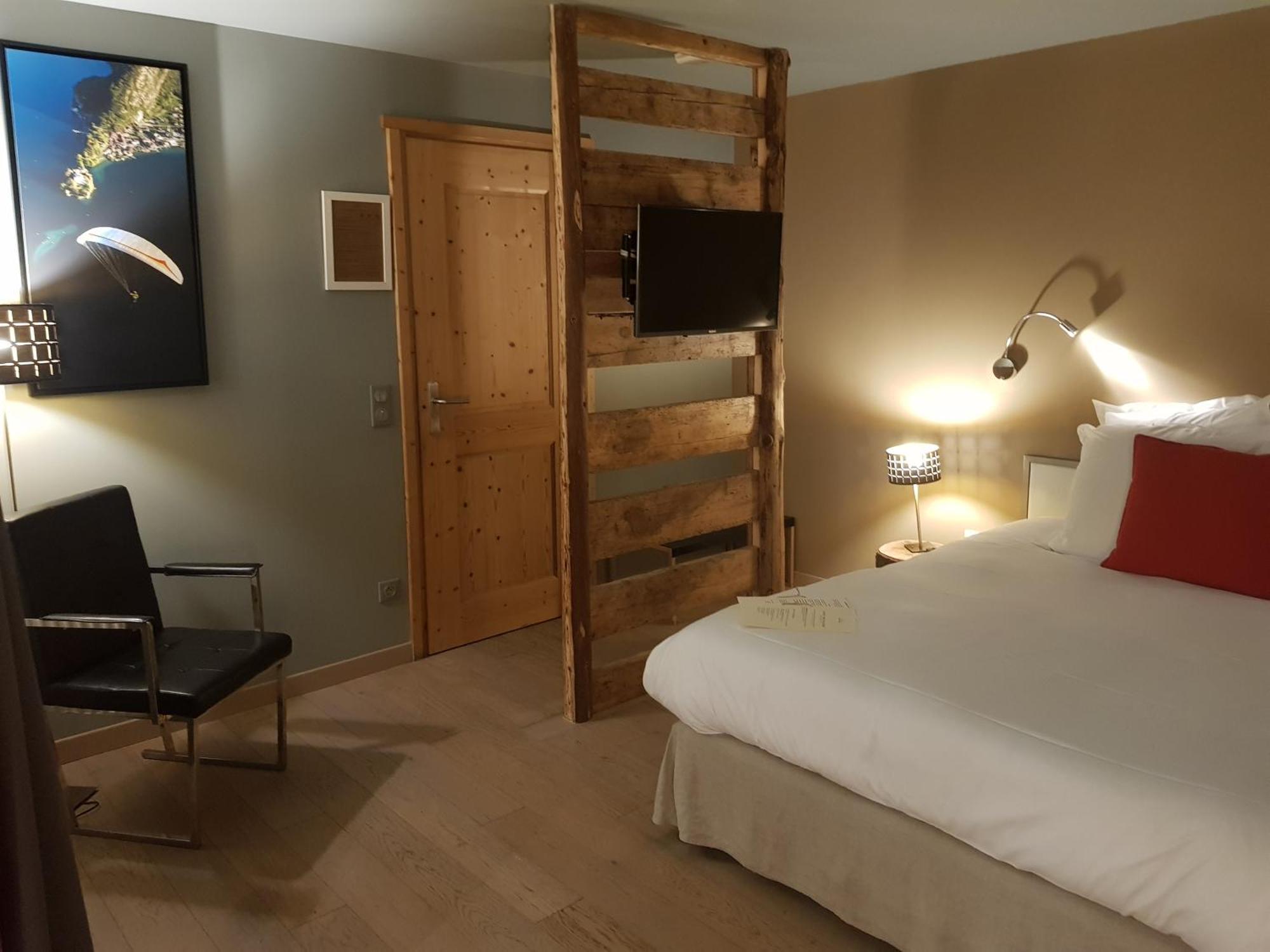 Chalet Christine Talloires Rum bild