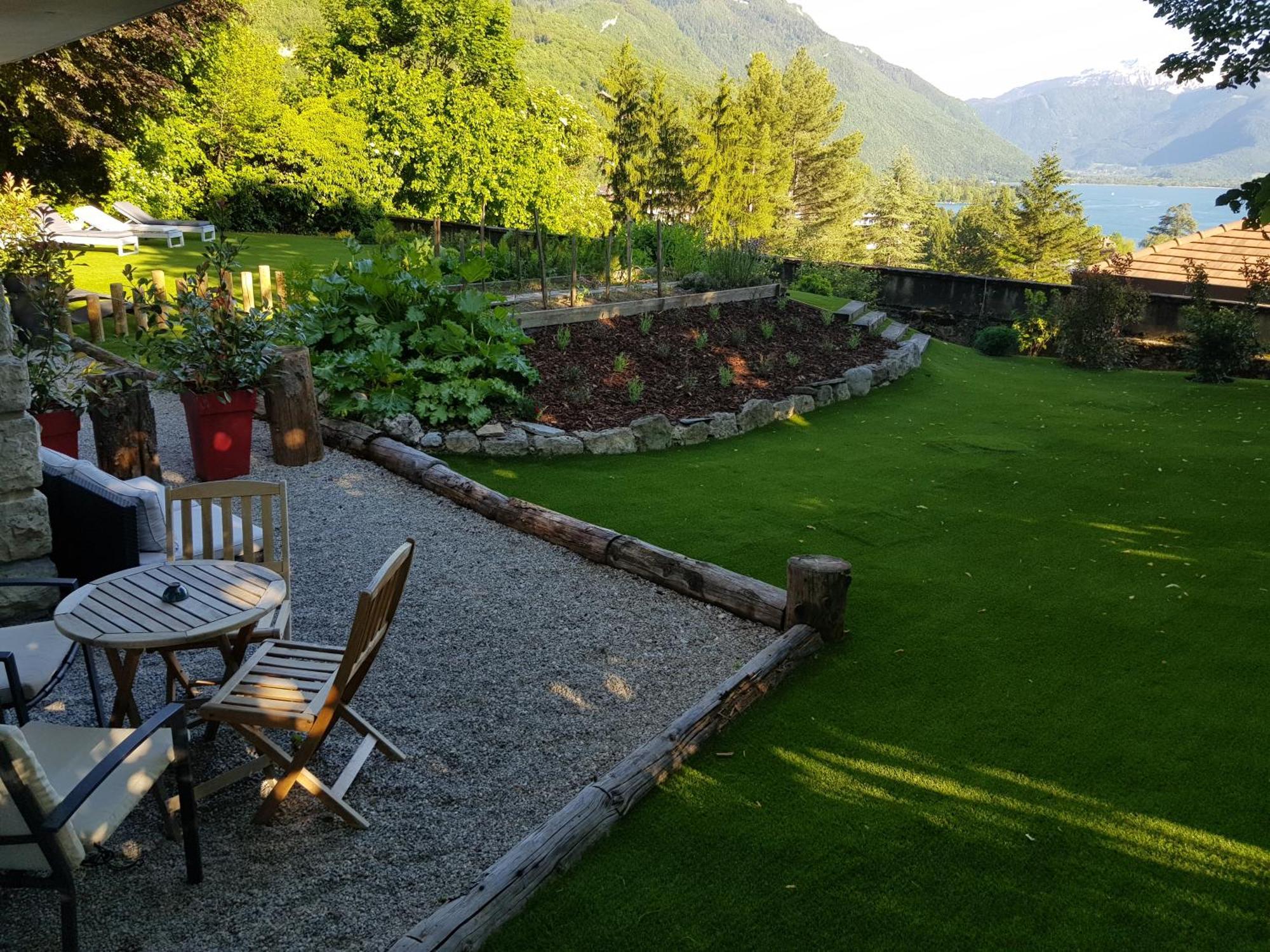 Chalet Christine Talloires Rum bild